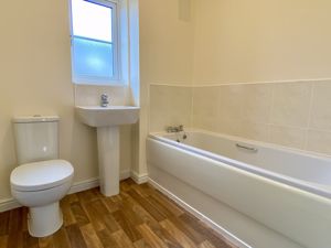 Family Bathroom- click for photo gallery